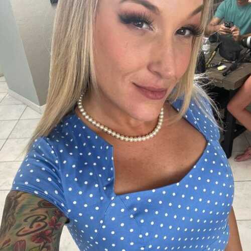 MistressCaroline 