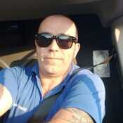 Im a fun loving, caring, athletic sexy man looking for a woman who is in shape, loves animals like m