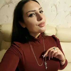 MistressMolly11