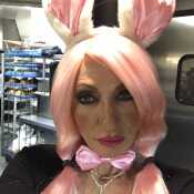 Let me be your play bunny!