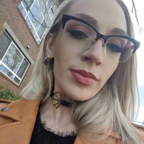 Mistressvicky59