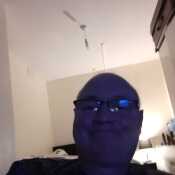 Hi im stevie in blackpool bi guy looking for meets for fun