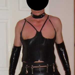 Leathercd2011