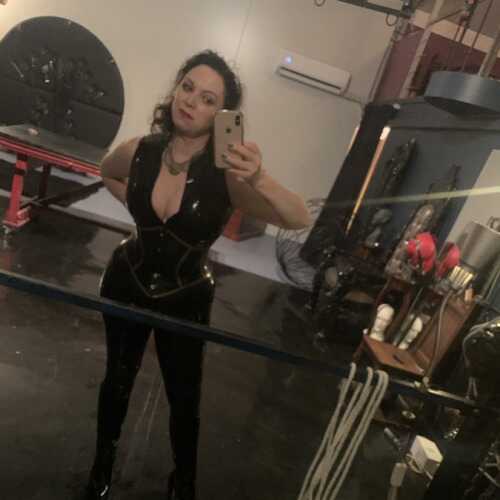 MistressMary2821