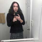 Plaid skirt(ugly eyebrows)