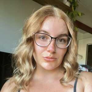 Dating profile image